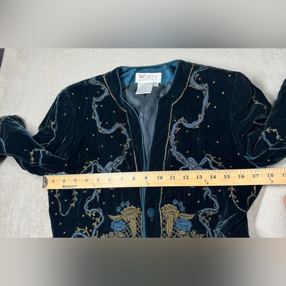 Vintage Worth Silk Blend Dark Teal Velvet Embroidered Celestial Blazer Size 4P - Picture 10 of 17